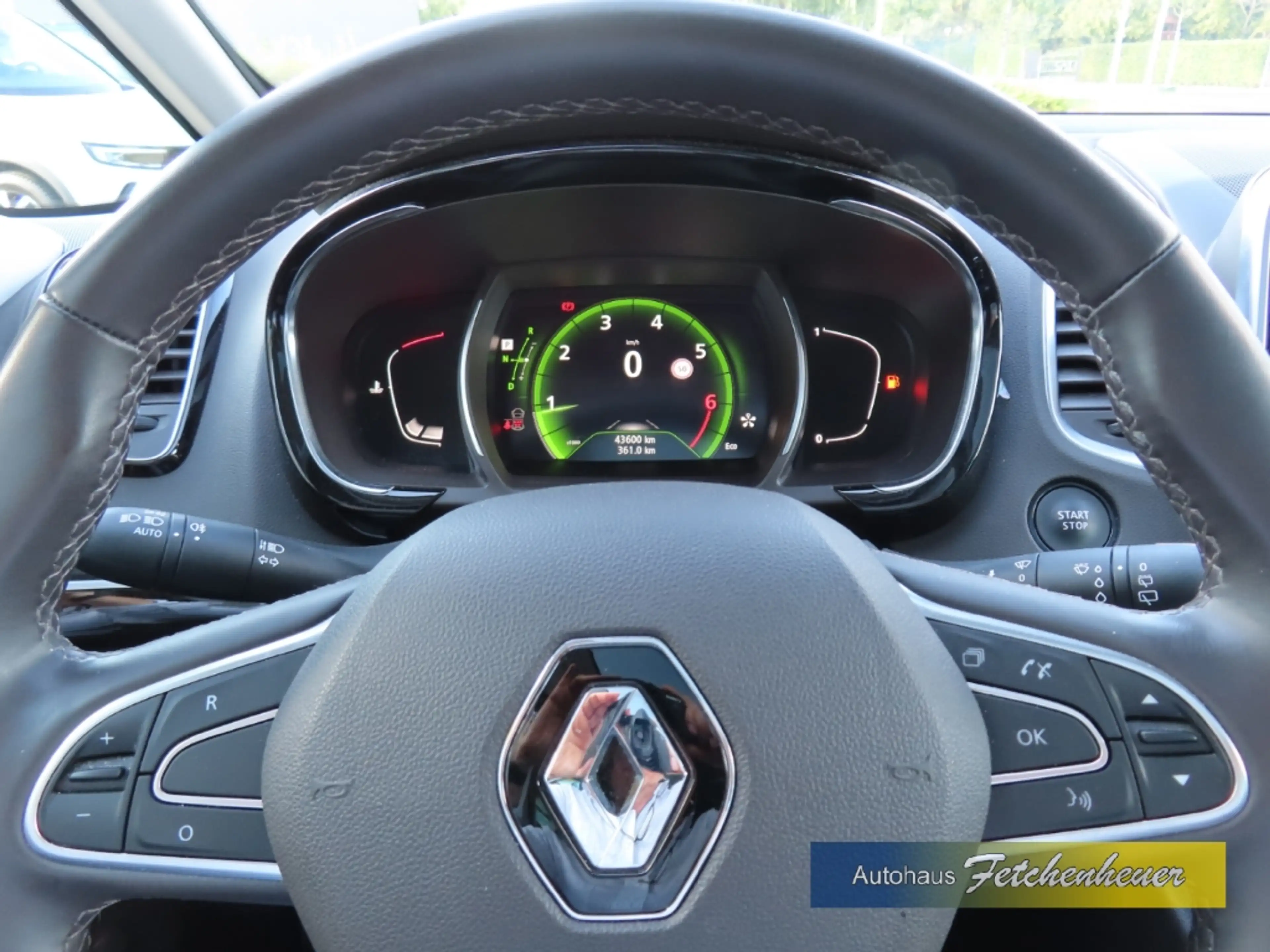 Renault Espace V Aut.  NAVI+LED+RFK+SHZ+TWA+TEMP+7Si+AHK — photo 13