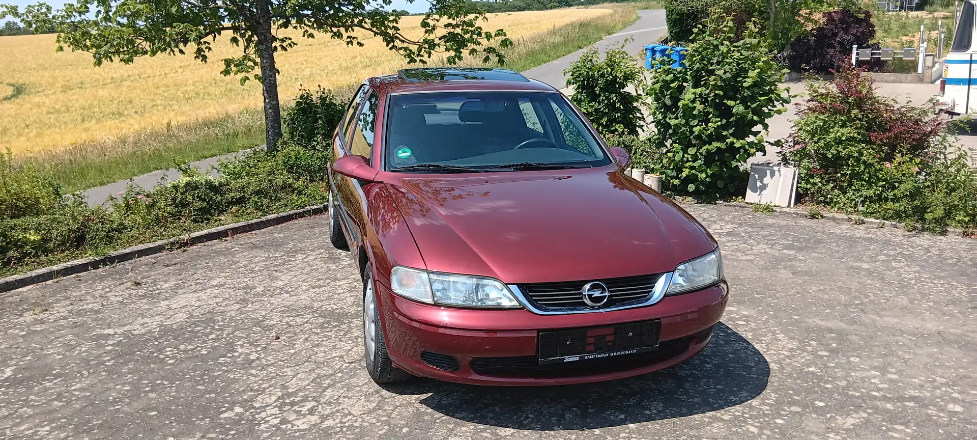 Opel Vectra Vectra 1.6 Roşu - 1