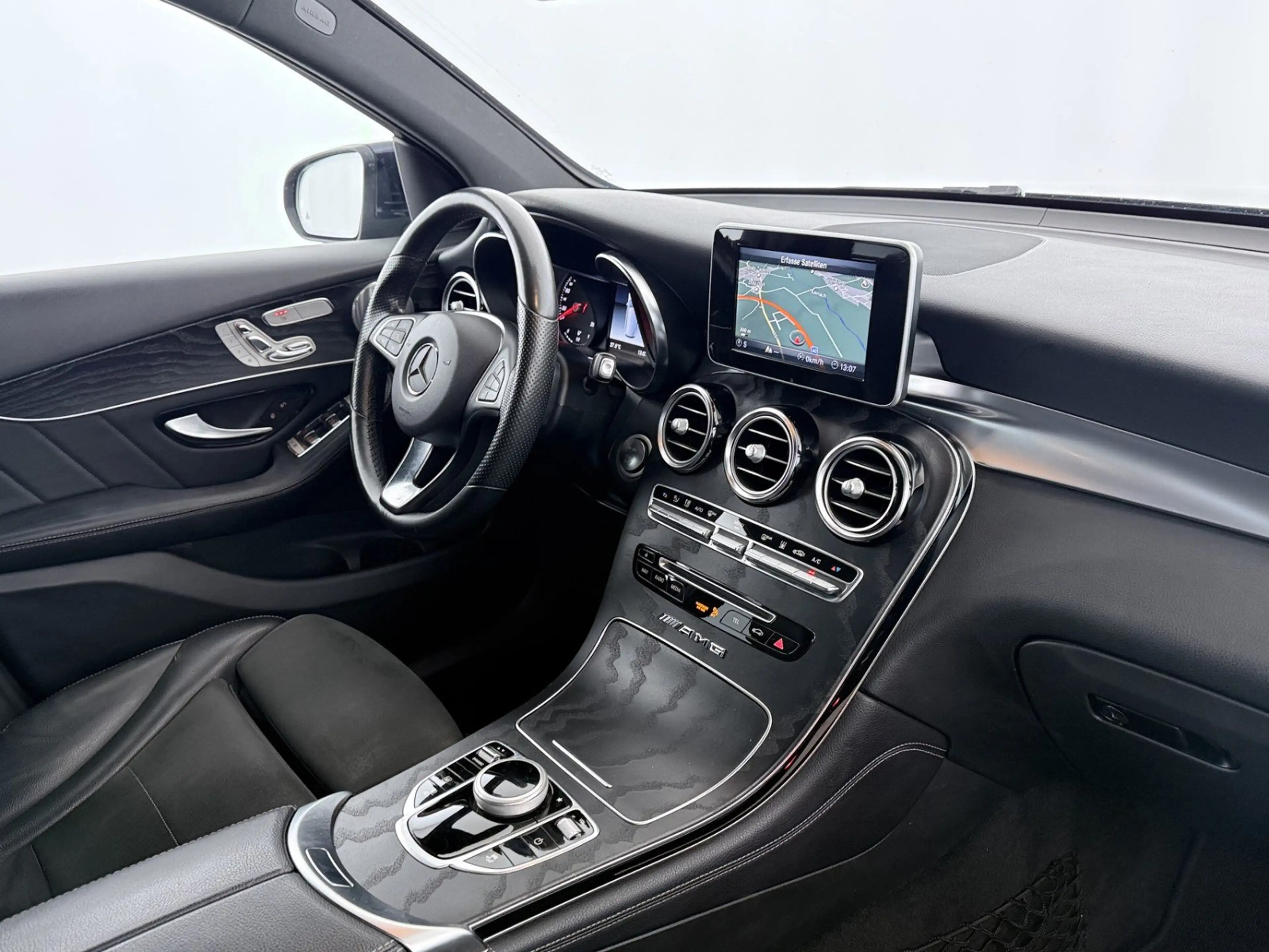 Mercedes-Benz GLC 350 e 4Matic AMG Line Aut LED 360-CAM LEDER — photo 14