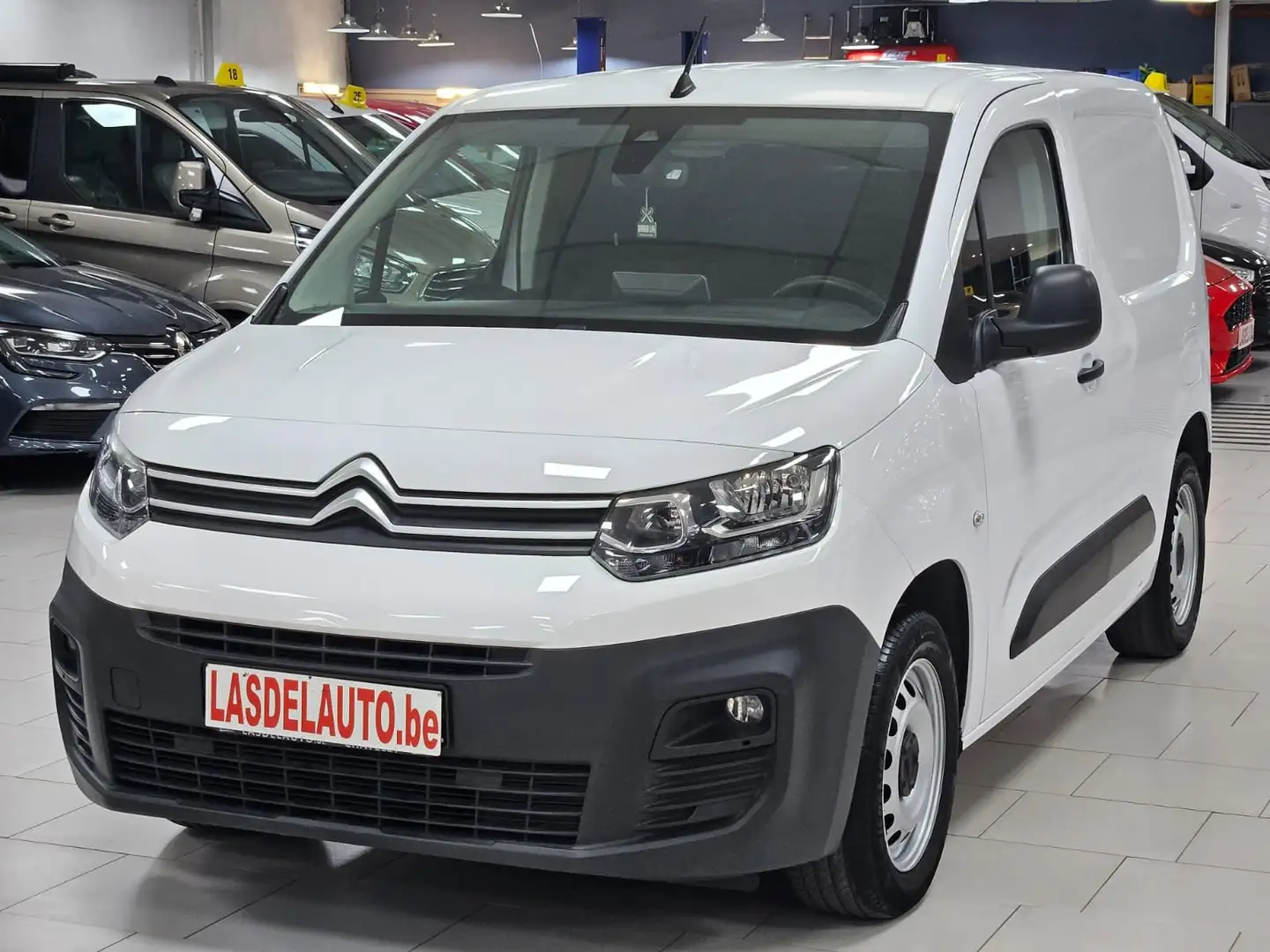 Citroen Berlingo 1.5HDI 3Pl Auto Carplay Attache Cruise Chauffants Weiß - 1