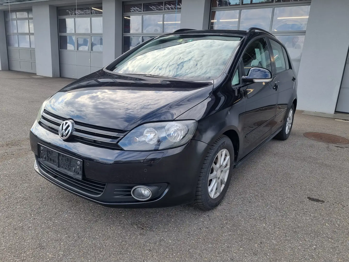 Volkswagen Golf Plus Billigauto*Vorgeführt*Diesel*Anhängekupplung Schwarz - 1