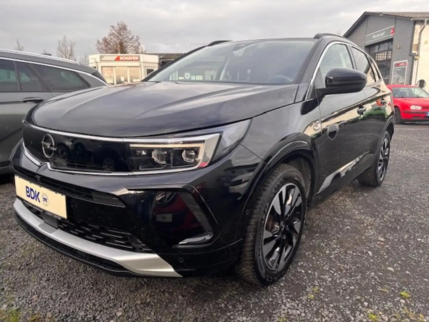 Opel Grandland Elegance Aut. -LED -AHK -Kamera 360 -PDC -Navi uvm Schwarz - 1