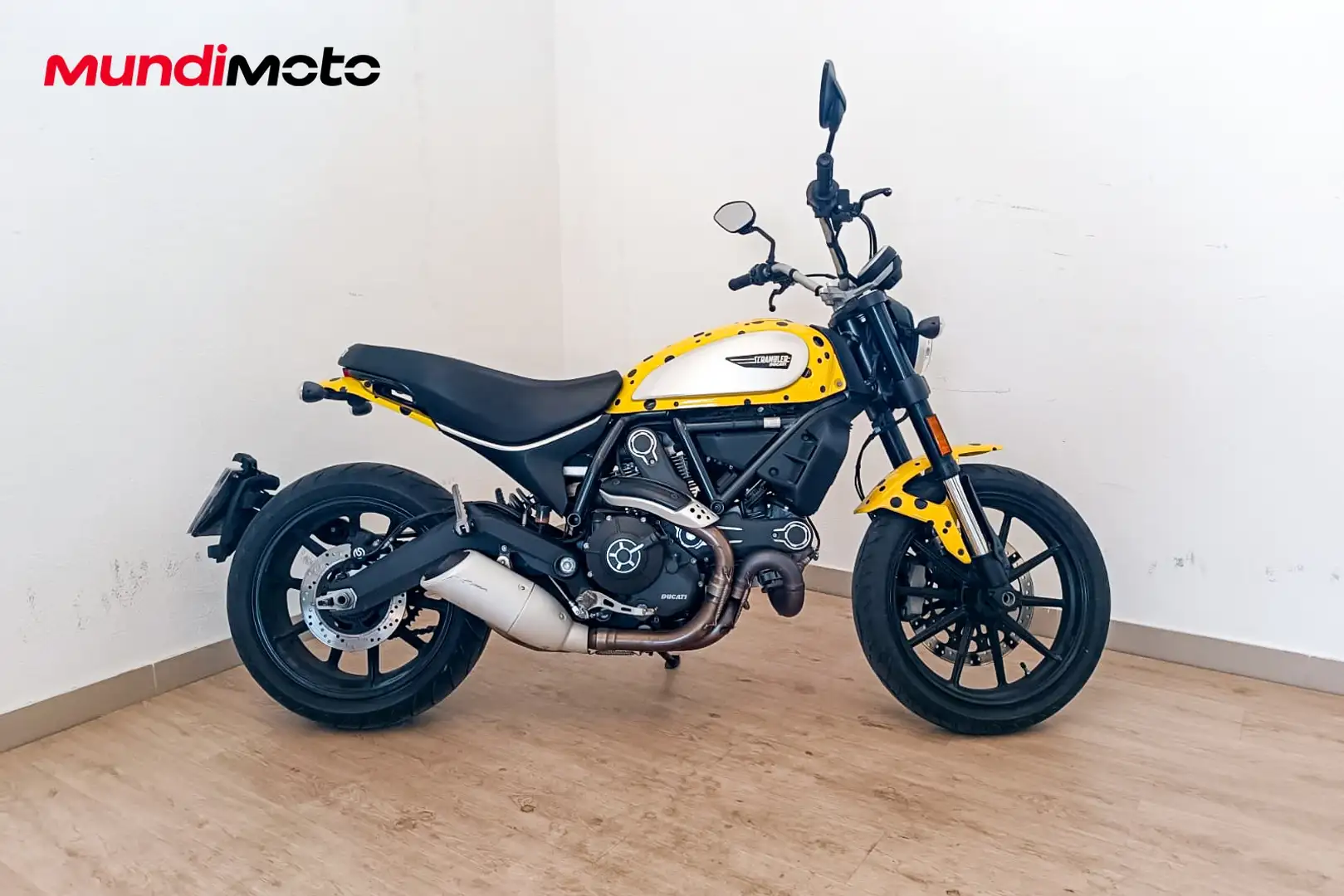 Ducati Scrambler - 1