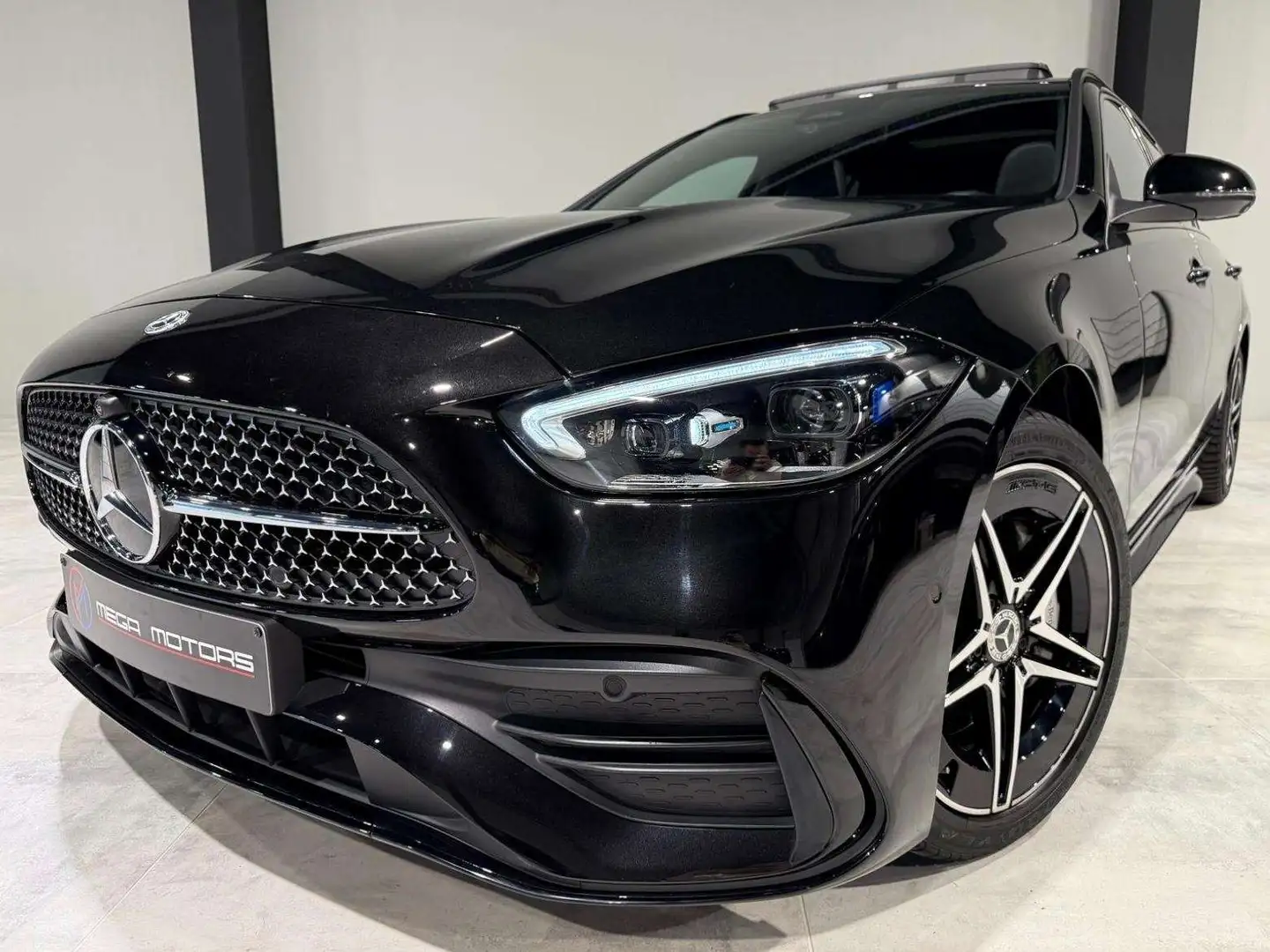 Mercedes-Benz C 300 e PACK AMG\ PACK NiGHT\ FULL OPTiONS BTW/TVA iNCL\ Noir - 1