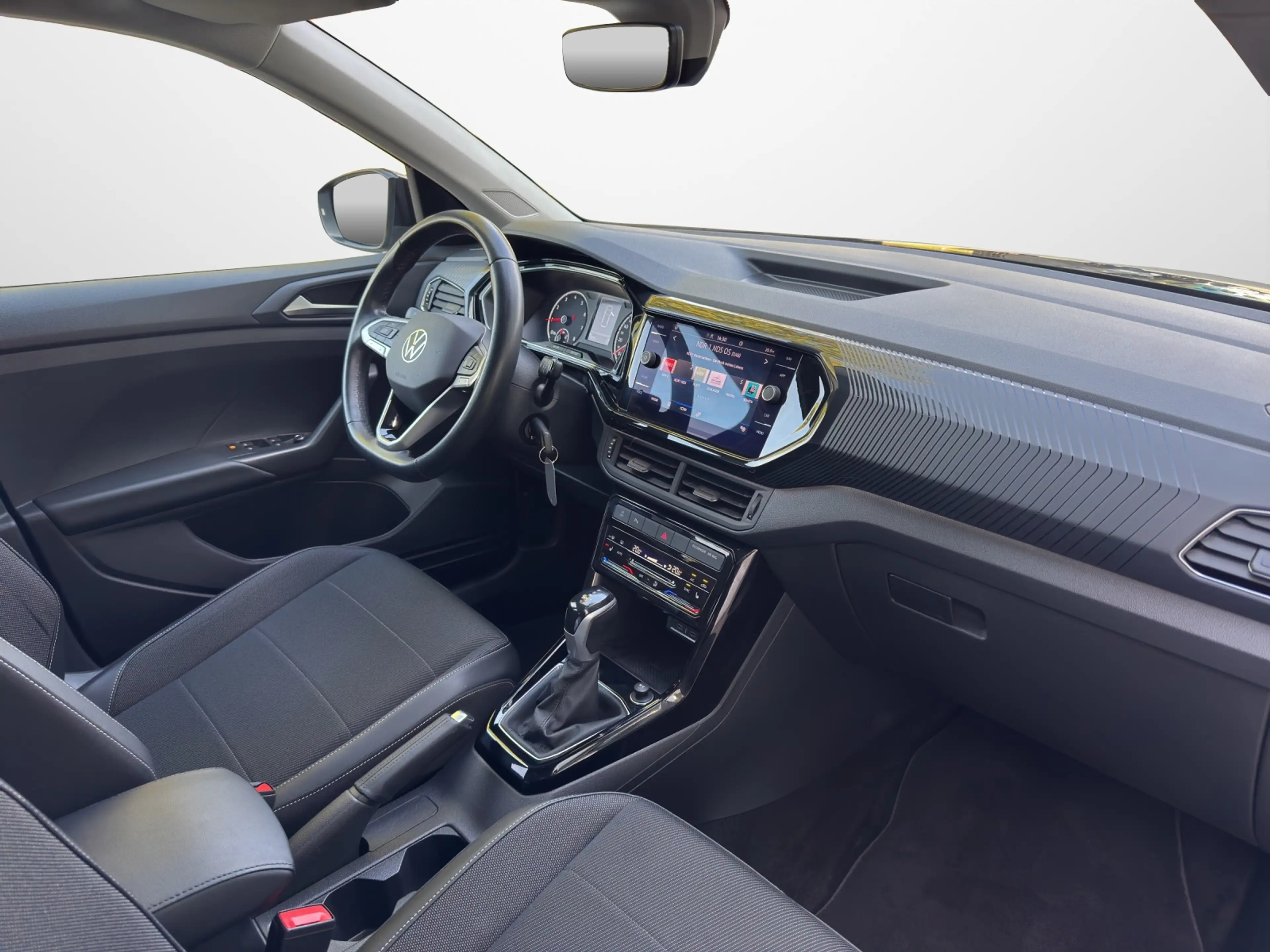 Volkswagen T-Cross 1.5 TSI DSG Style — photo 13