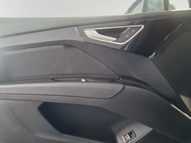 Audi Q4 E-Tron view 14