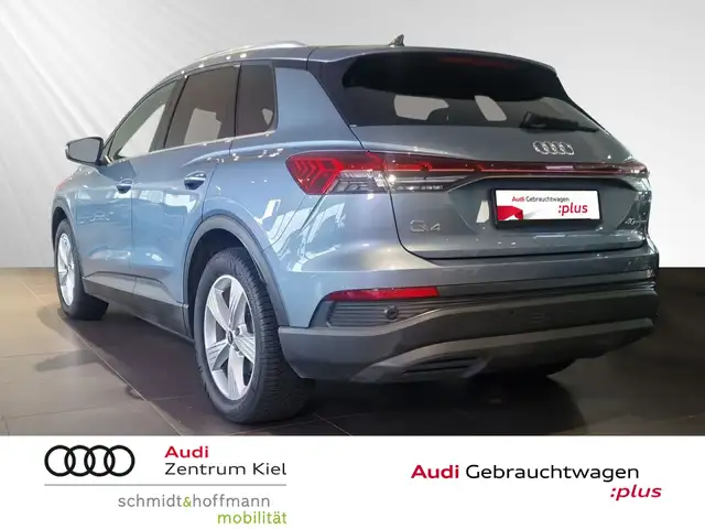 Audi Q4 E-Tron view 4