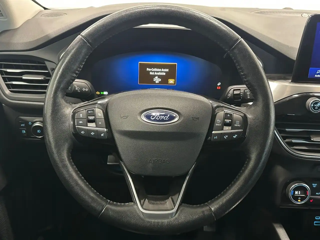 Ford Escape снимка Ford Escape