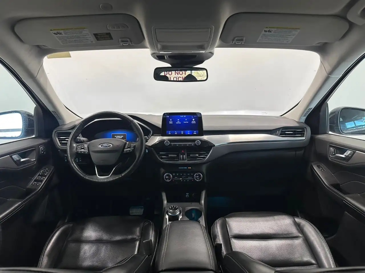 Ford Escape снимка Ford Escape