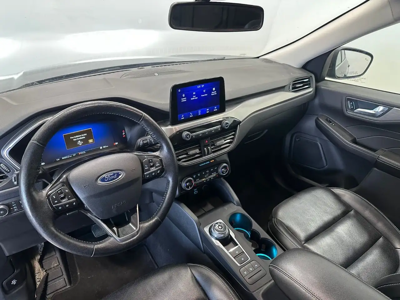 Ford Escape снимка Ford Escape
