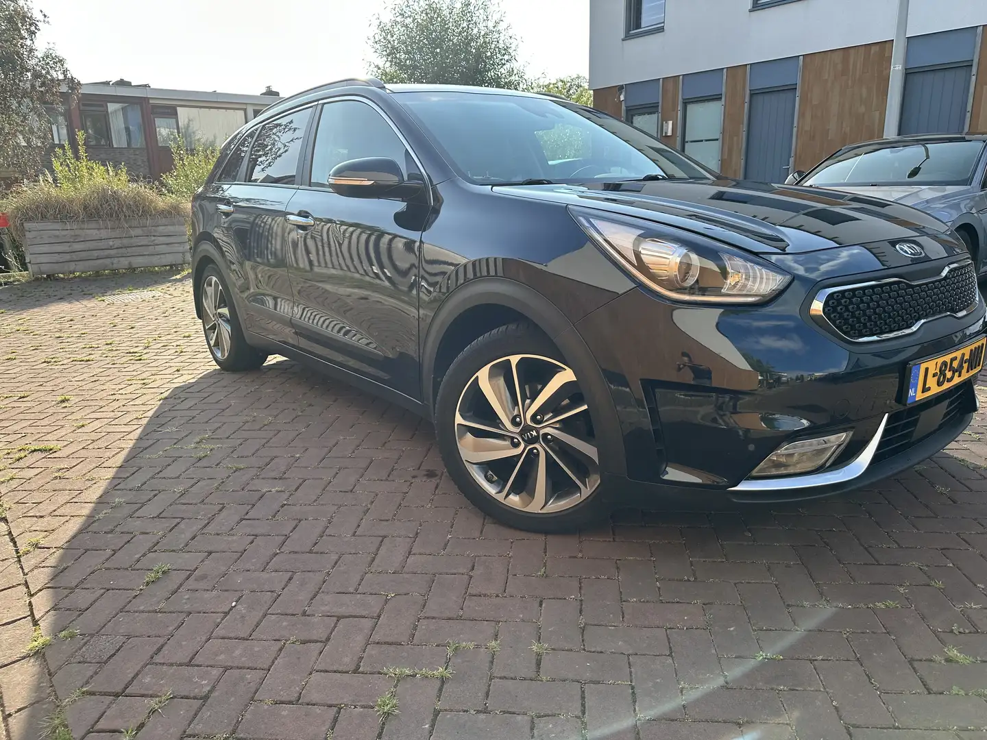 Kia Niro 1.6 GDi H. ComfortL. Keyless Albastru - 1