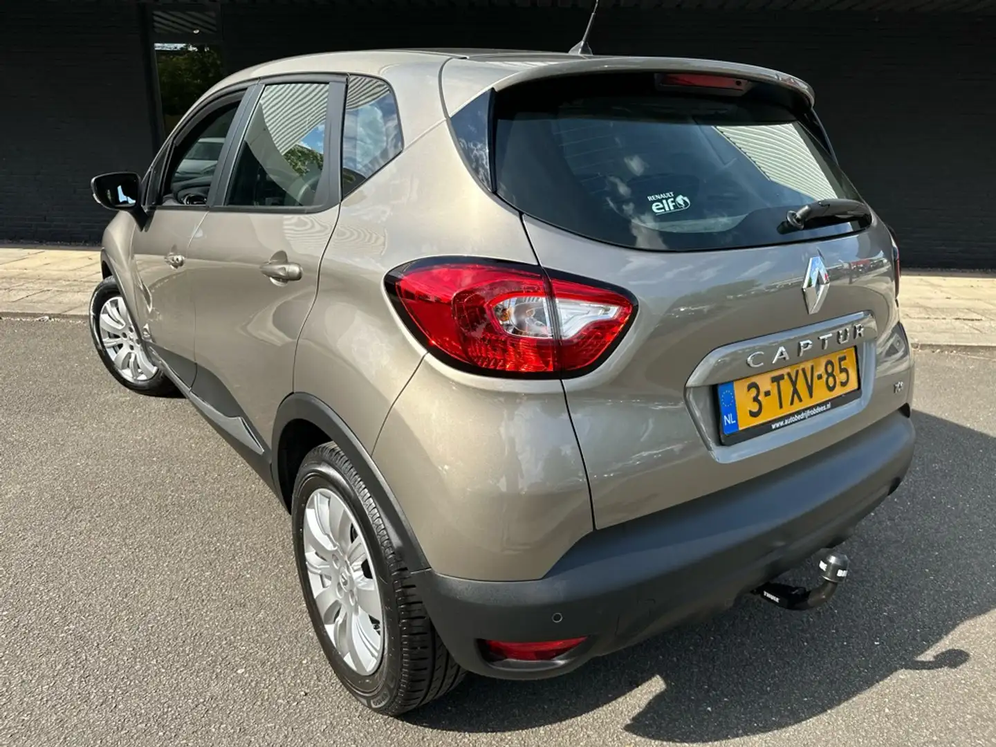 Renault Captur 1.2 TCe Expression // Automaat // 45.000km! // Bruin - 2