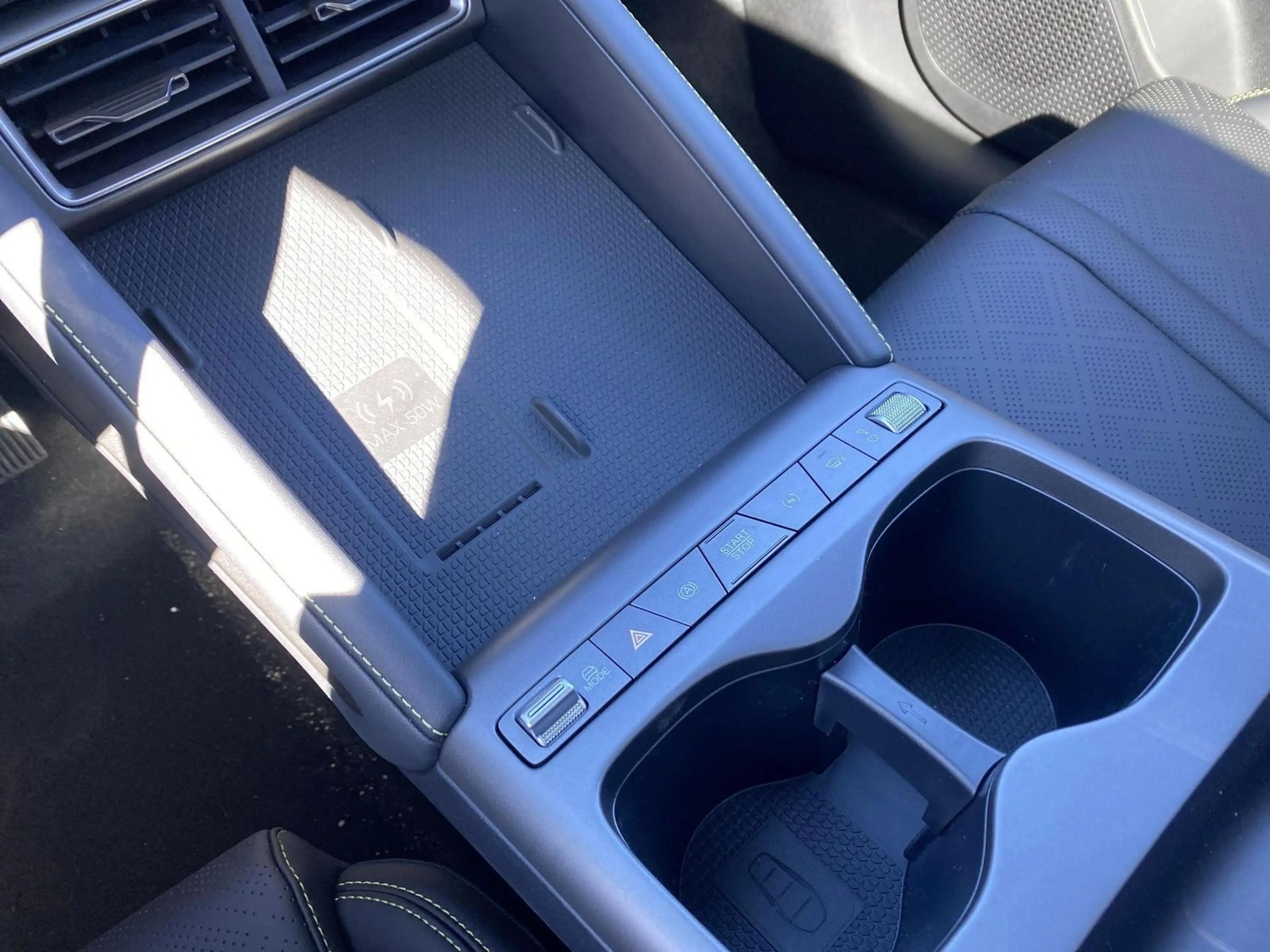 BYD Atto 2 Comfort 64,80 kWh Kamera Navi — photo 11