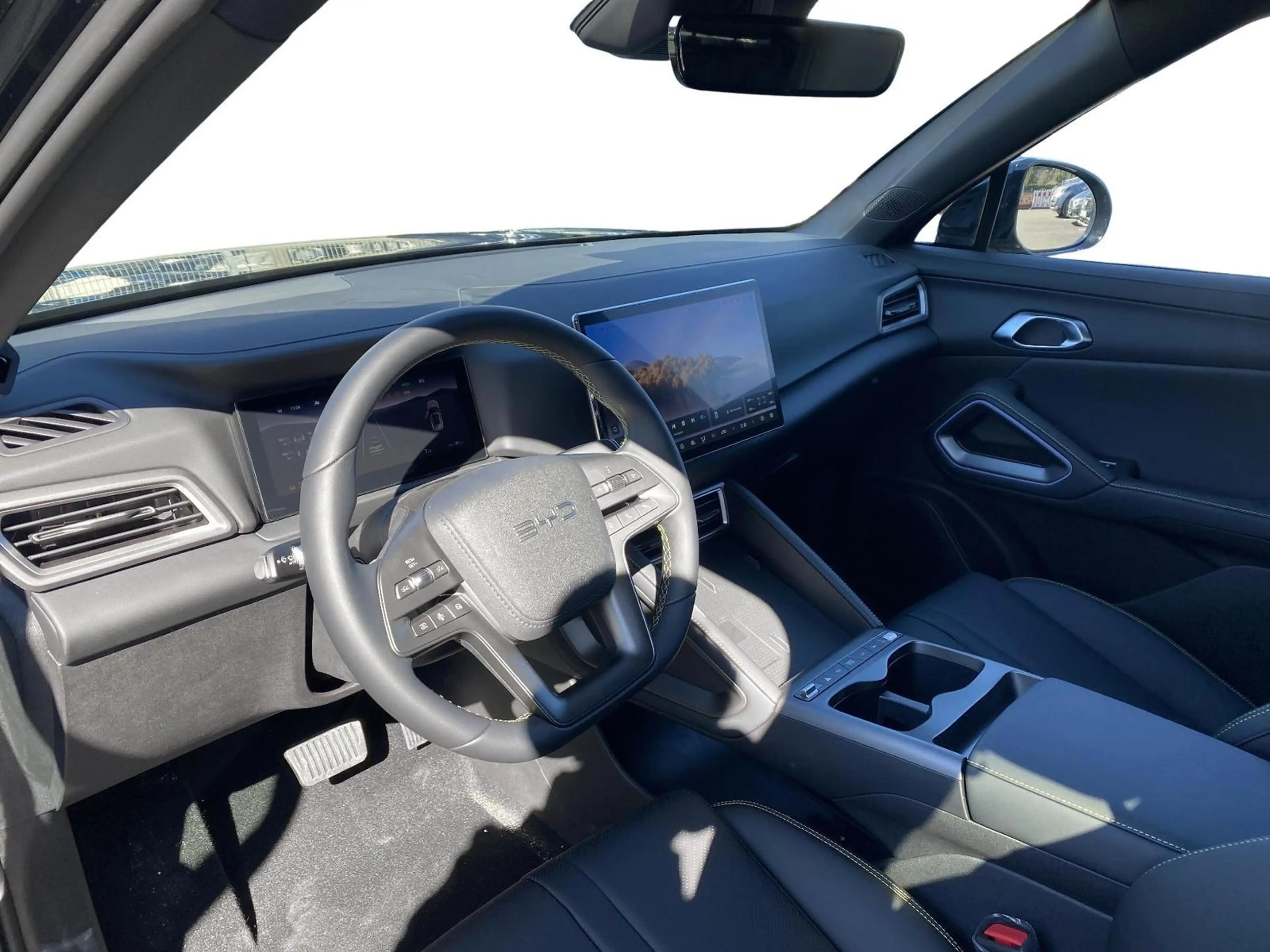 BYD Atto 2 Comfort 64,80 kWh Kamera Navi — photo 7
