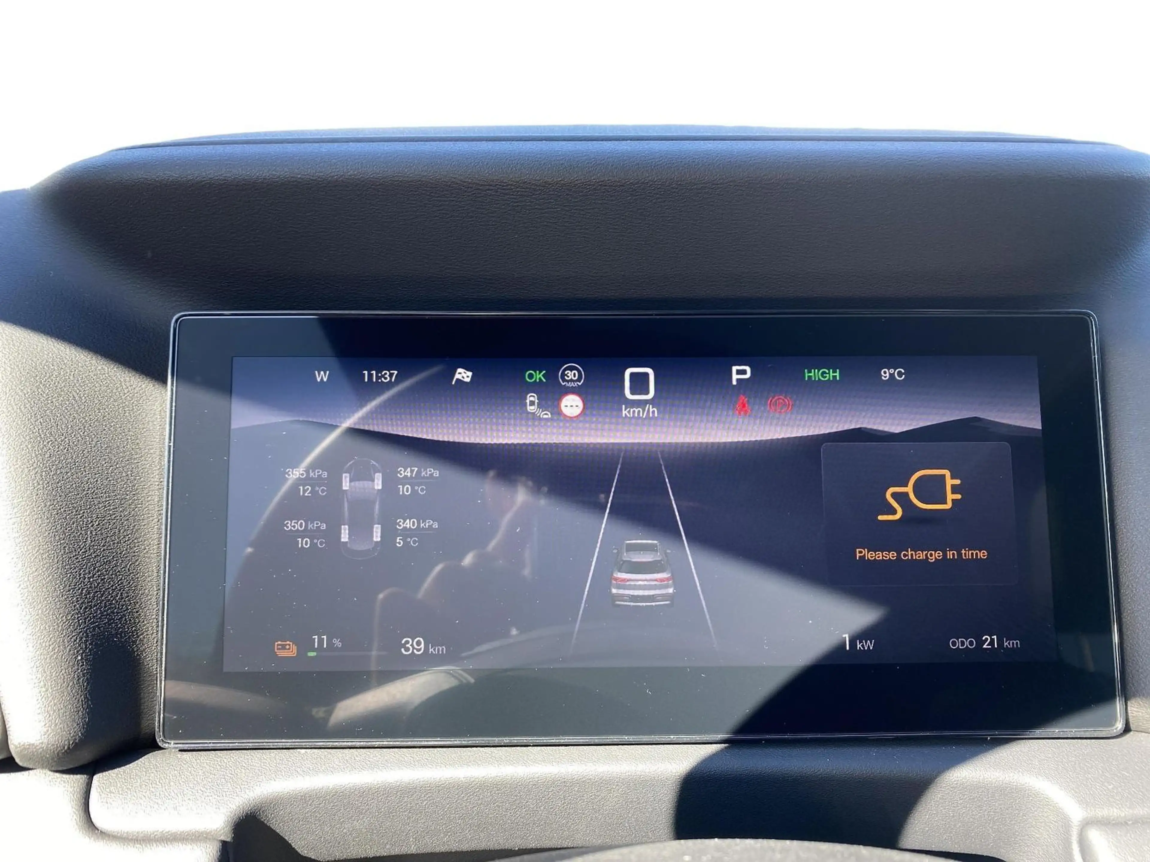 BYD Atto 2 Comfort 64,80 kWh Kamera Navi — photo 10