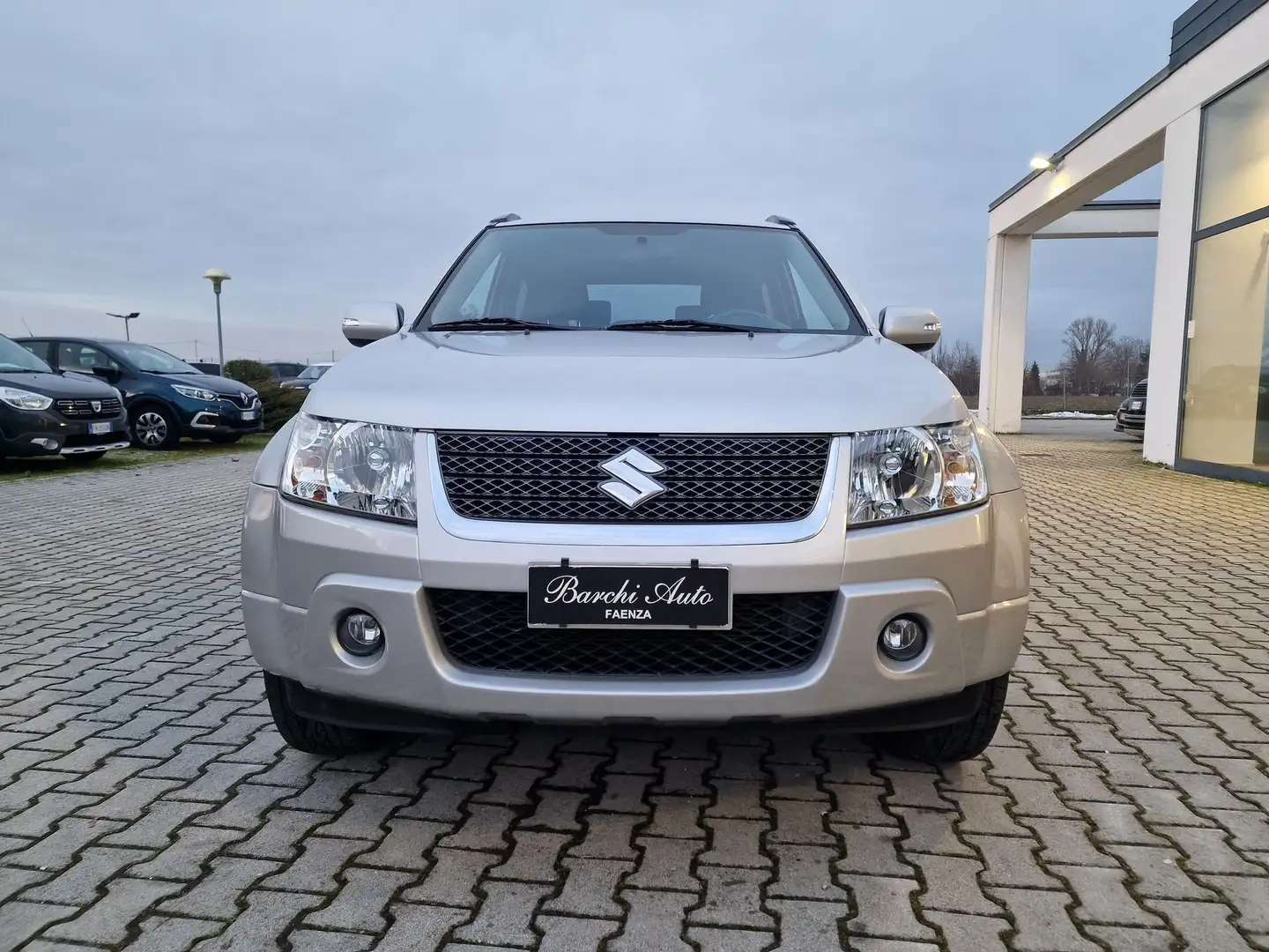 Suzuki Grand Vitara Grand Vitara 1.9 DDiS 3 porte Offroad Silber - 1