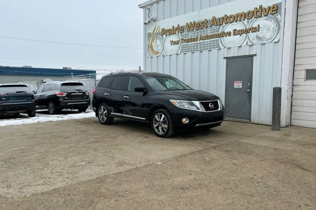 Nissan Pathfinder fotografie Nissan Pathfinder