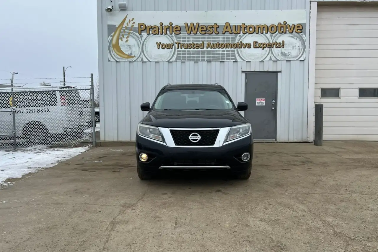 Nissan Pathfinder fotografie Nissan Pathfinder