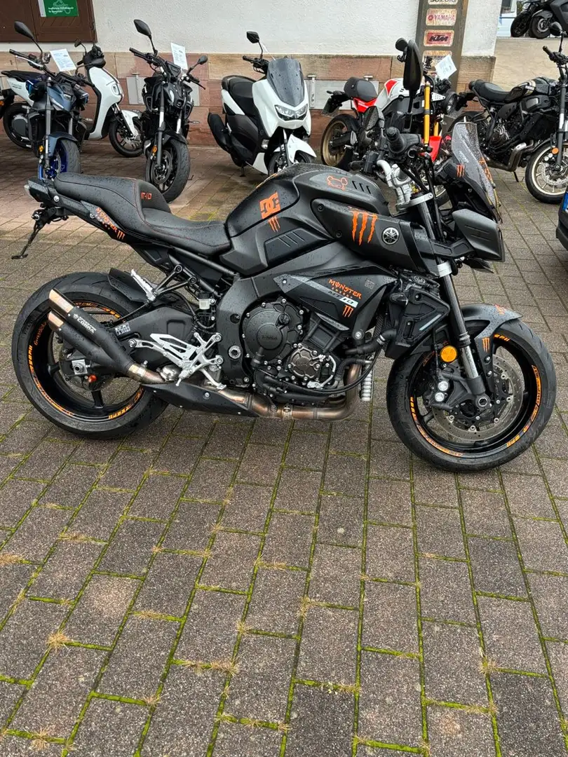 Yamaha MT-10 - 1