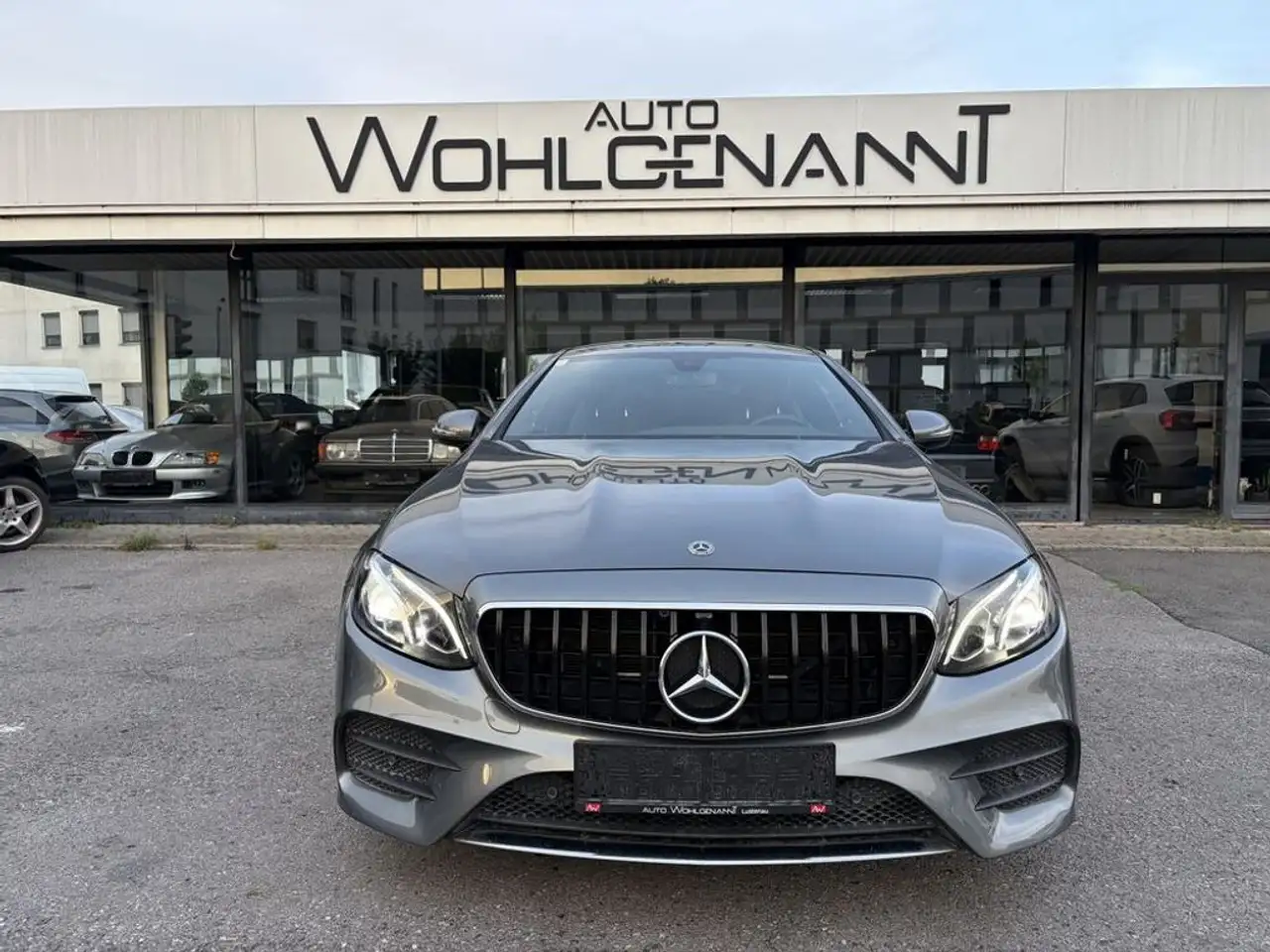 Mercedes-Benz E 200