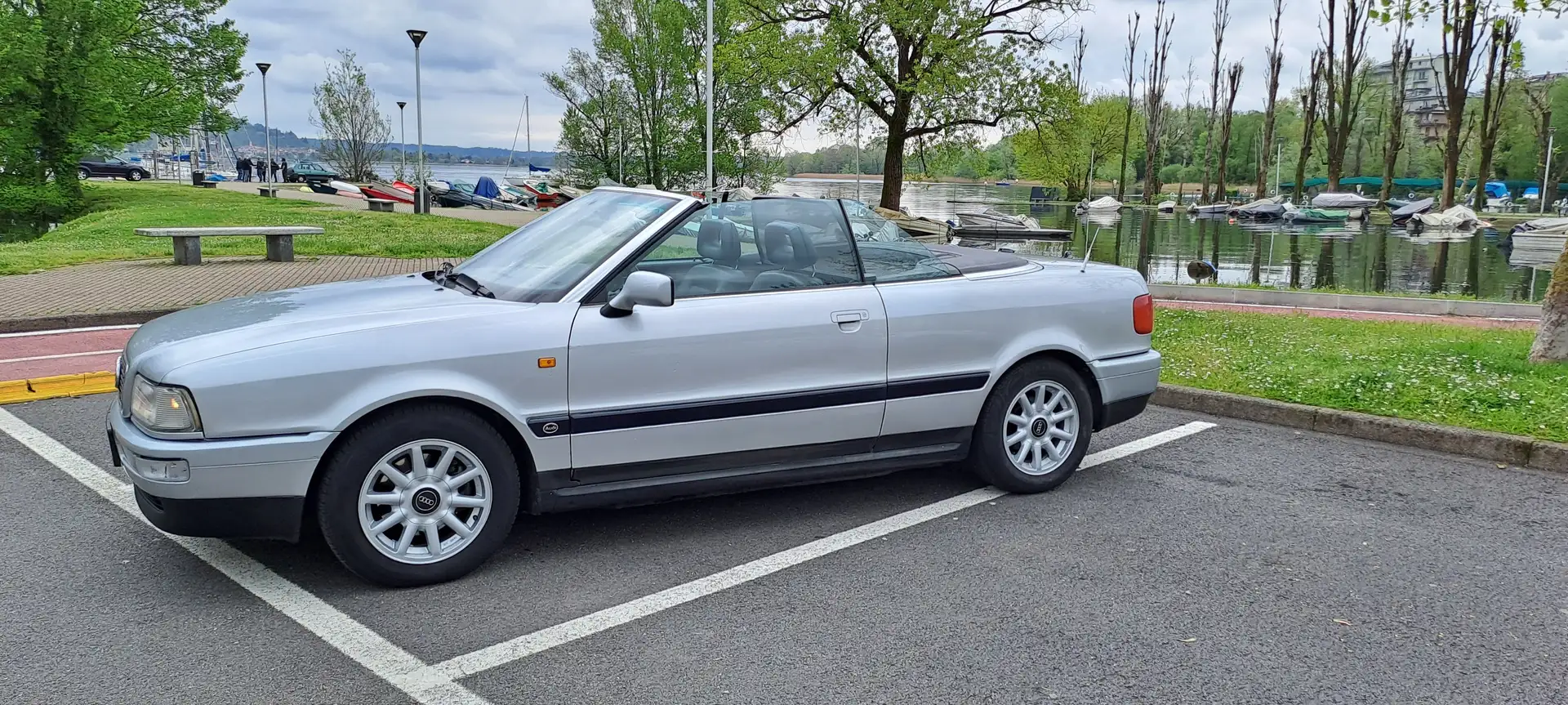 Audi Cabriolet Cabriolet 2.0 E c/airbag Argintiu - 1