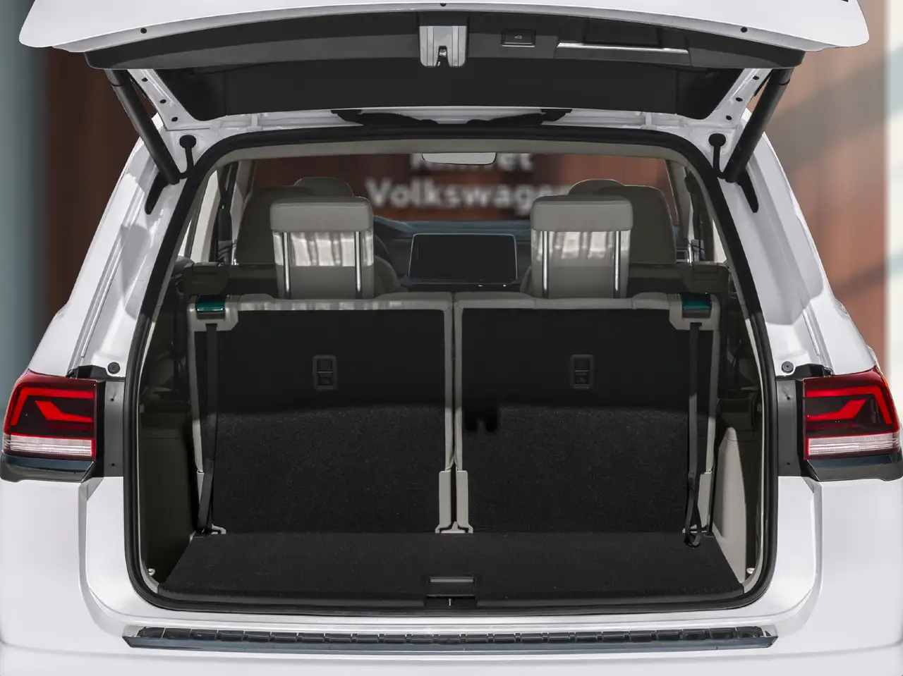 Volkswagen Atlas снимка Volkswagen Atlas