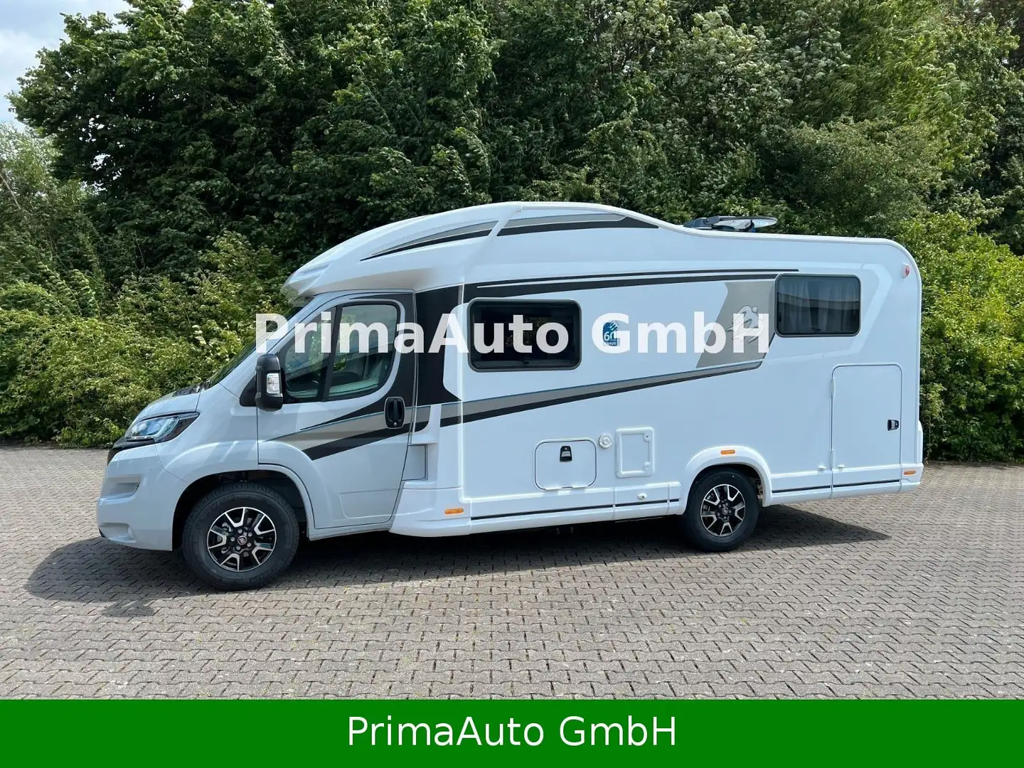 Knaus Sky Wave 650 MEG 60 Years Hubbett TV Klima Seitz Grau - 1