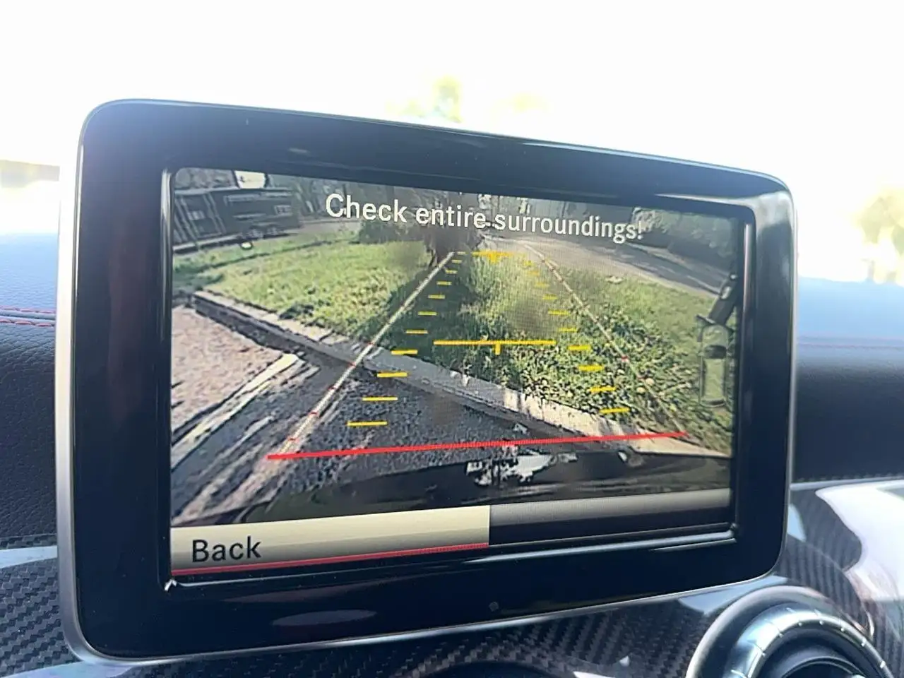 Mercedes-Benz CLA снимка Mercedes-Benz CLA