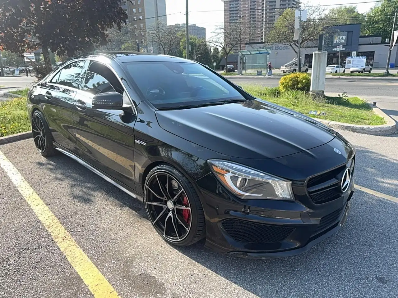 Mercedes-Benz CLA снимка Mercedes-Benz CLA