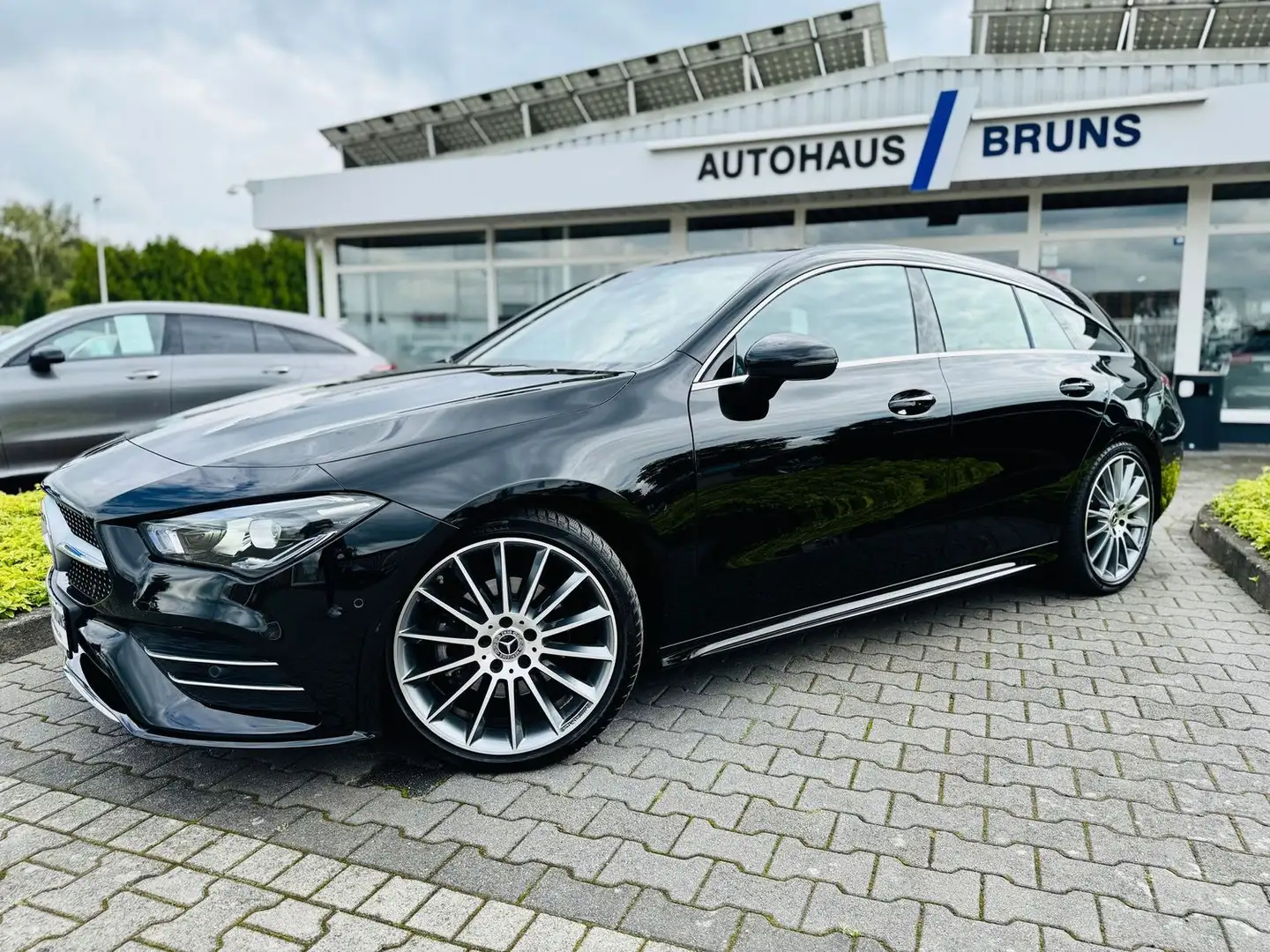 Mercedes-Benz CLA 200 AMG, Autom., Totw., LED, SHZ, Memory, Navi, PTS, Schwarz - 2