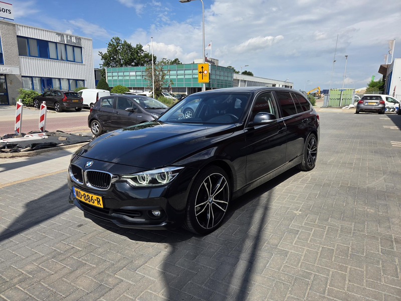 BMW 318 3-serie Touring 318i Centennial Executive — photo 3