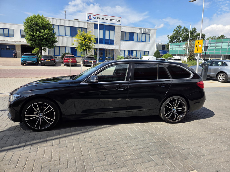 BMW 318 3-serie Touring 318i Centennial Executive — photo 4
