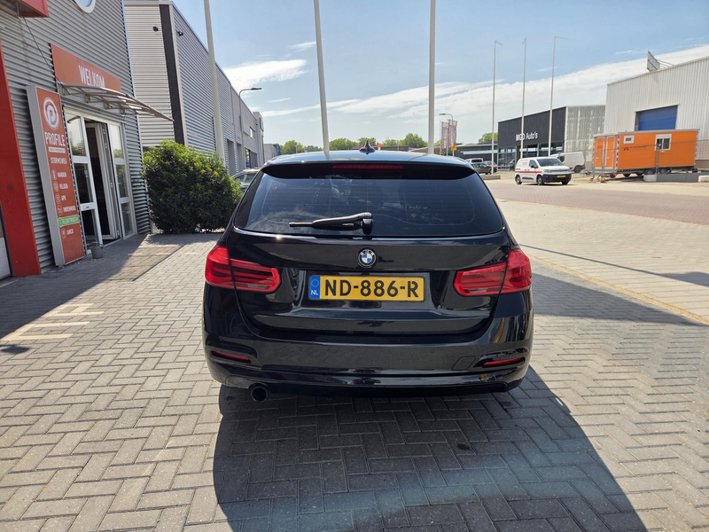 BMW 318 3-serie Touring 318i Centennial Executive — photo 6