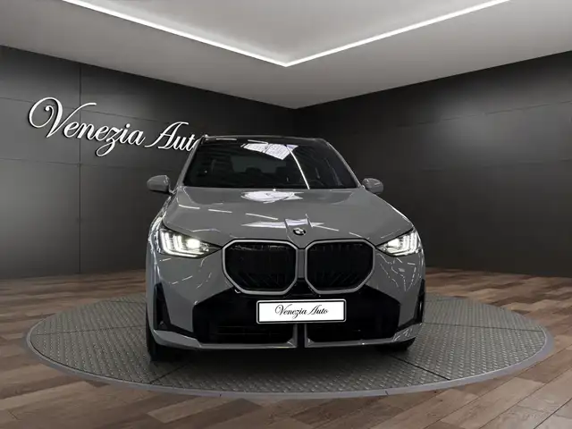 BMW X3 view 2