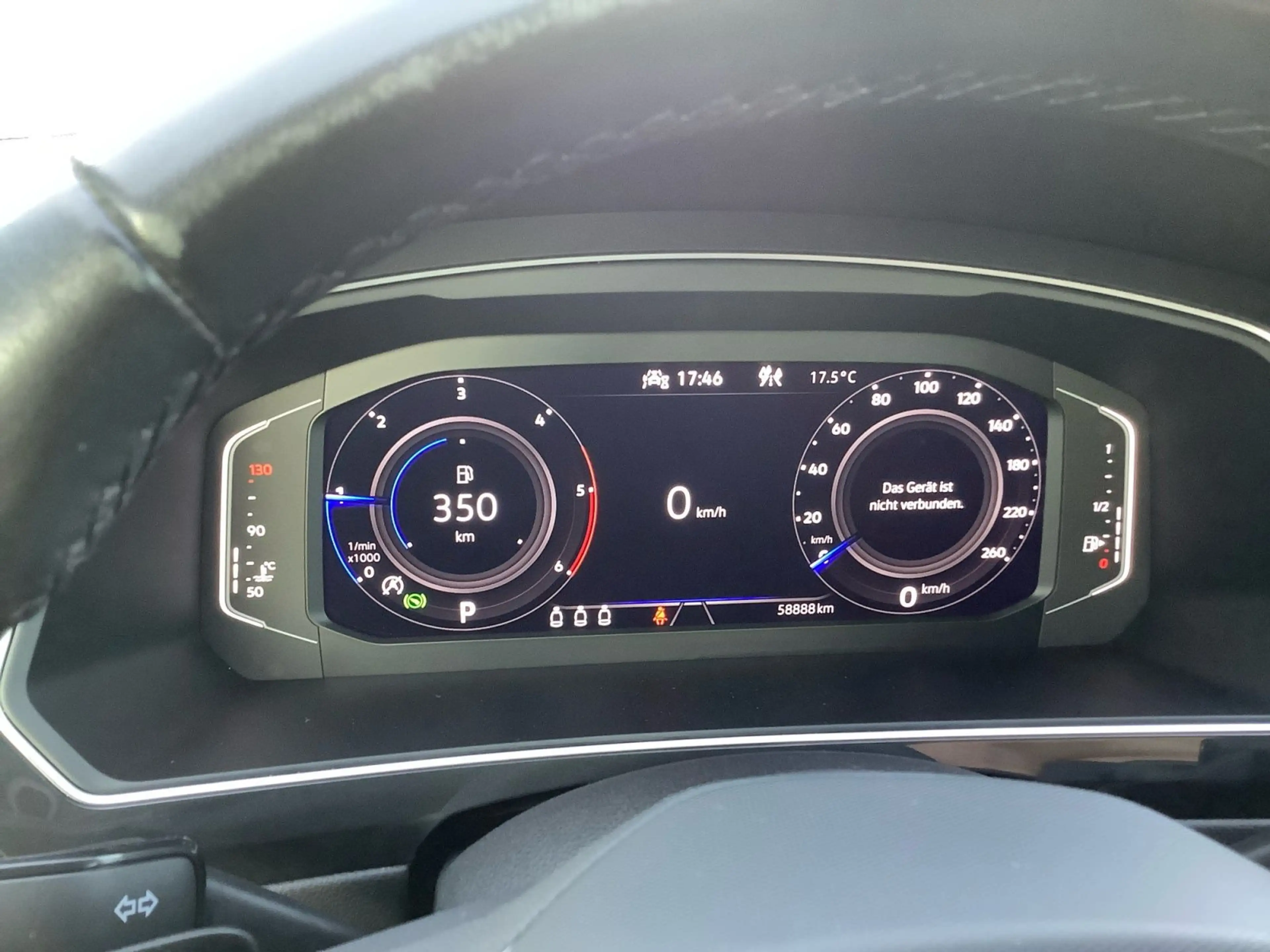 Volkswagen Tiguan MOVE — photo 14