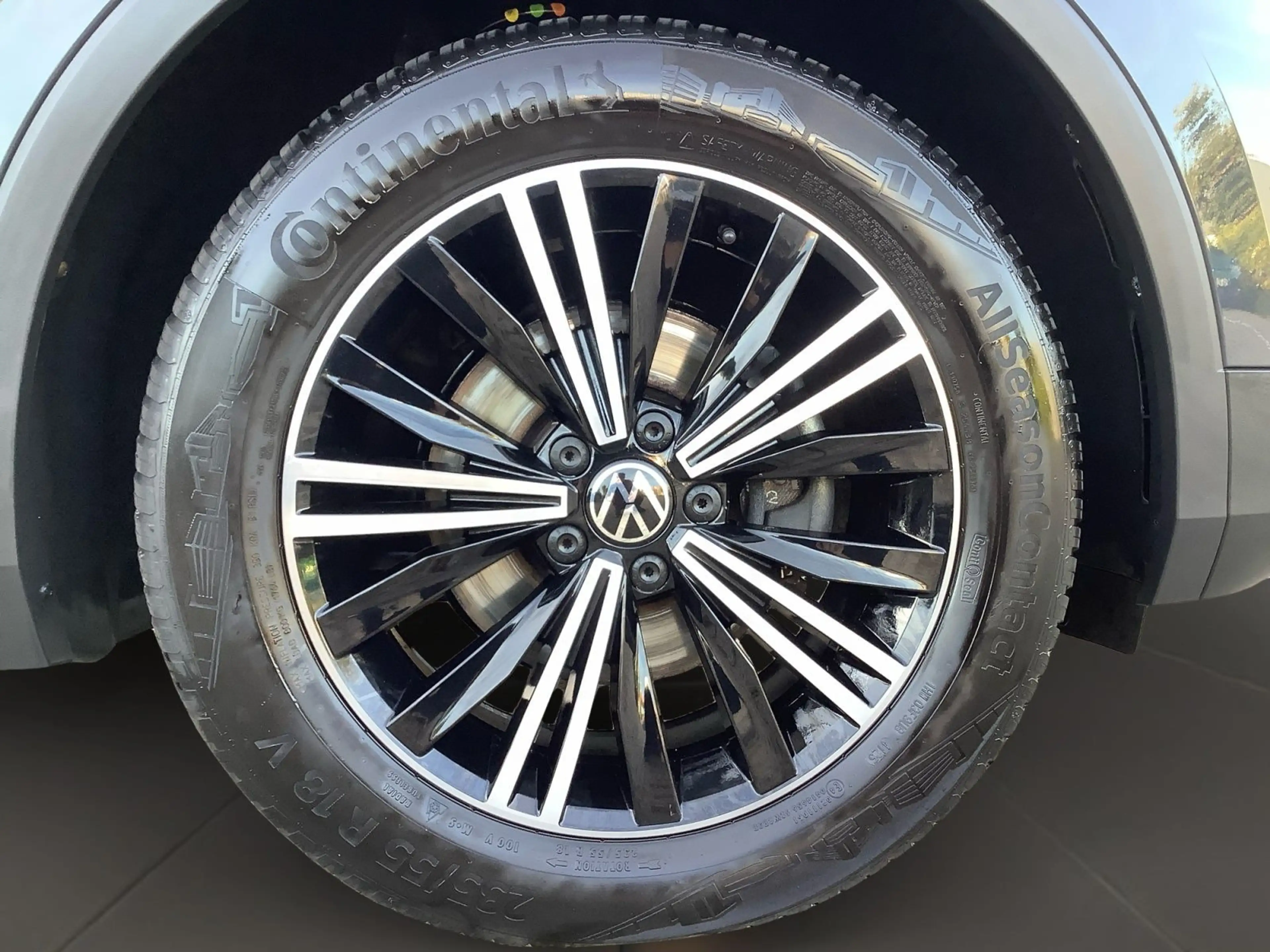 Volkswagen Tiguan MOVE — photo 8