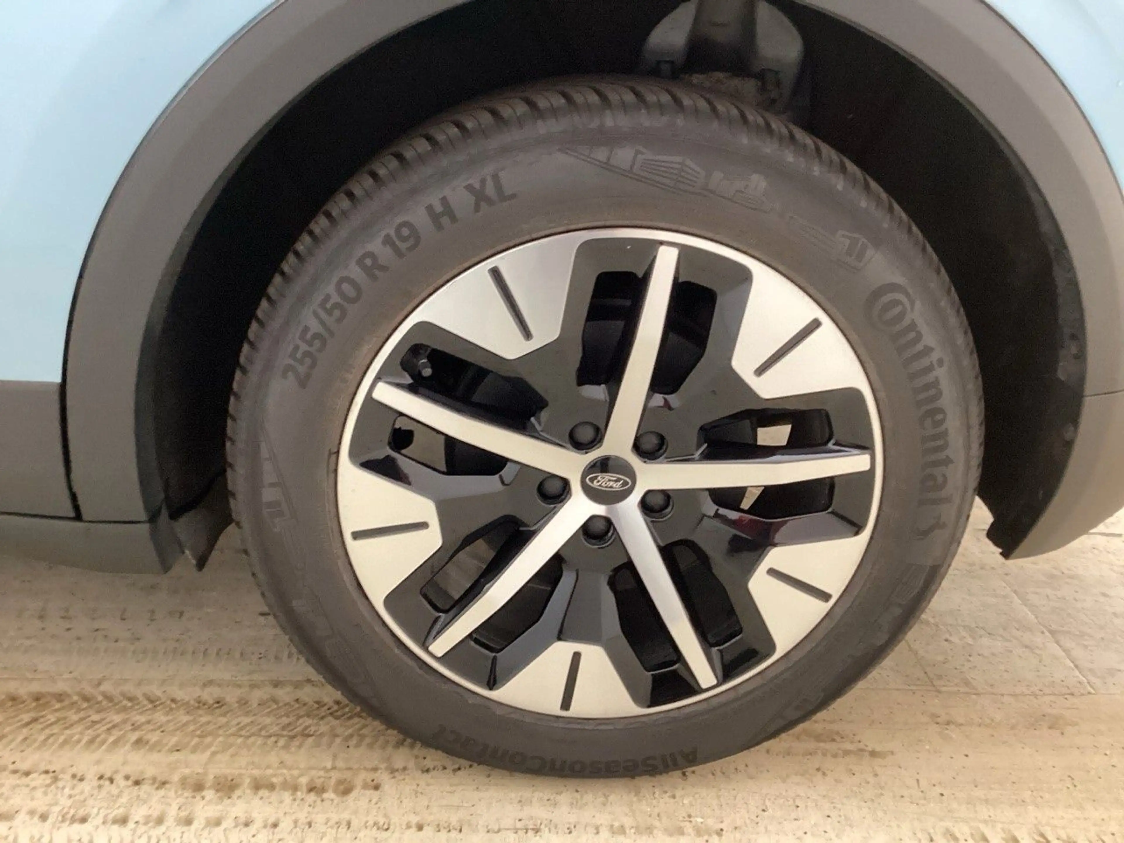 Ford Explorer RWD 77kWh Auto./KAMERA/AGR-SITZE/ALLWET — photo 6