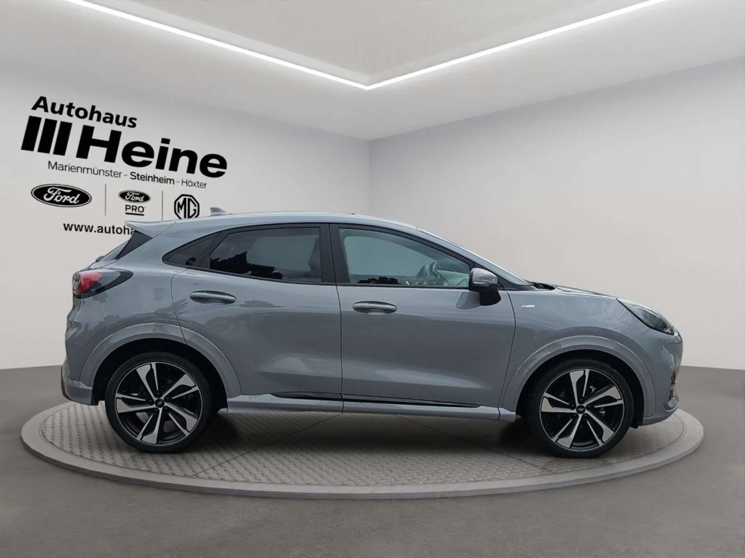 Fahrzeugabbildung Ford Puma ST-LINE X 1.0 Ltr. 155 PS*19-ZOLL*LED* - mit KI generiert/bearbeitet