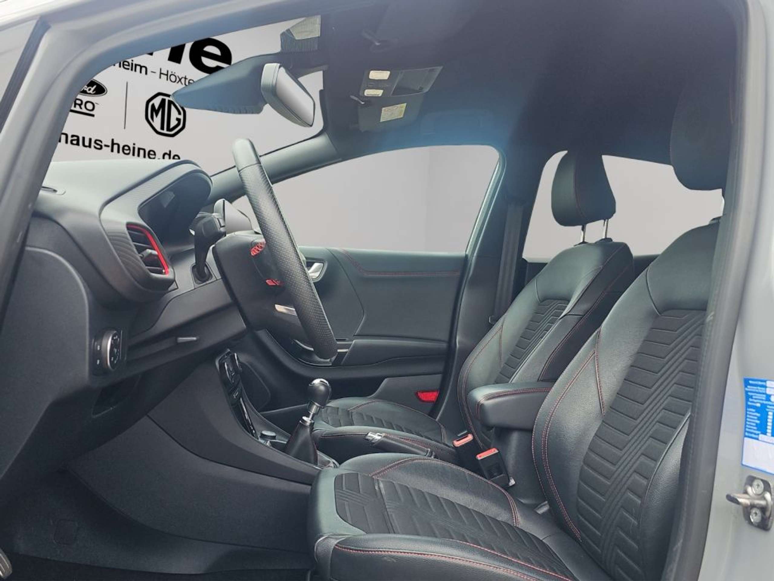 Fahrzeugabbildung Ford Puma ST-LINE X 1.0 Ltr. 155 PS*19-ZOLL*LED* - mit KI generiert/bearbeitet