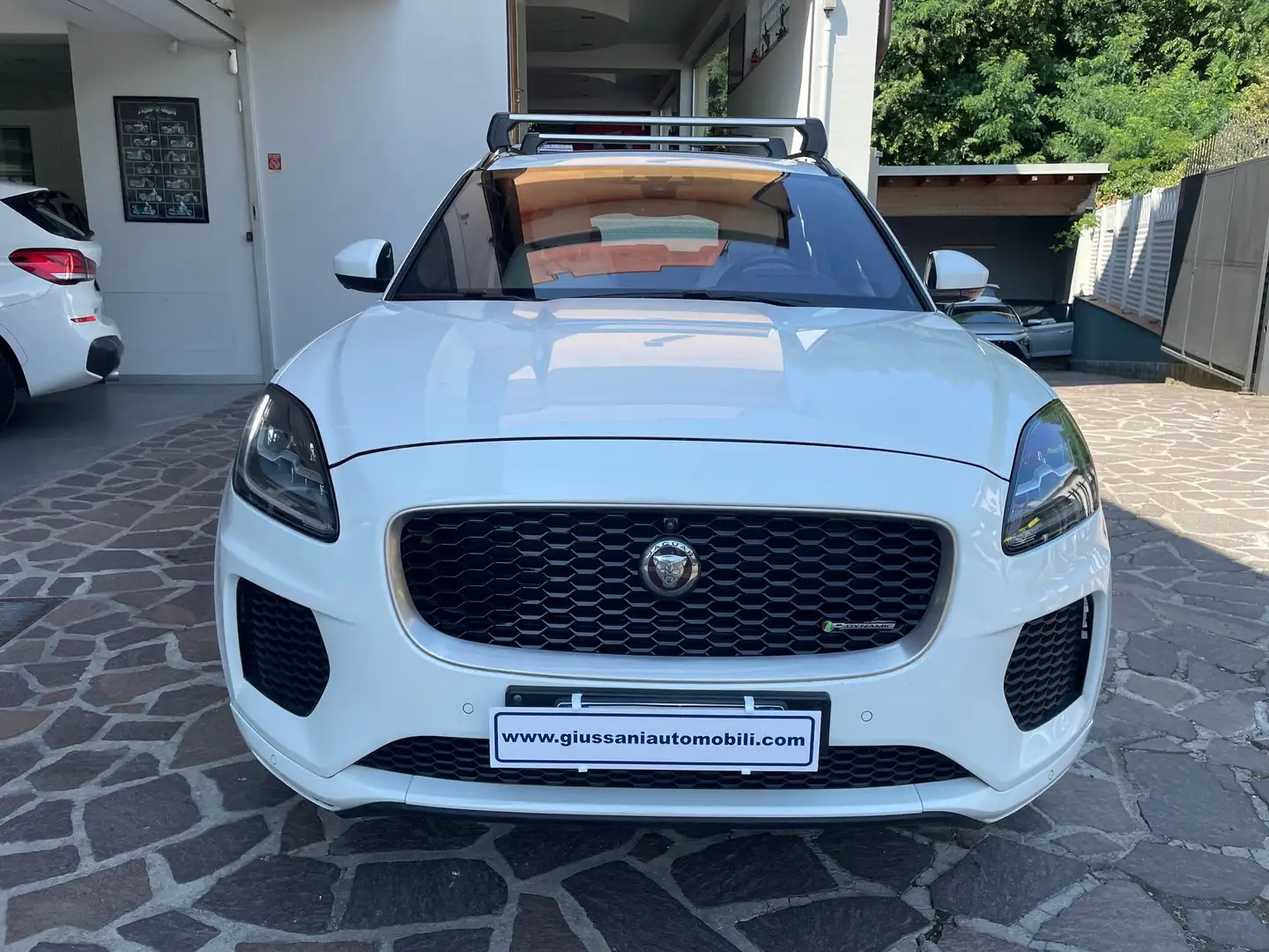 Jaguar E-Pace 2.0 i4 R-Dynamic HSE awd 249cv auto UNICO PROPR. Bianco - 2