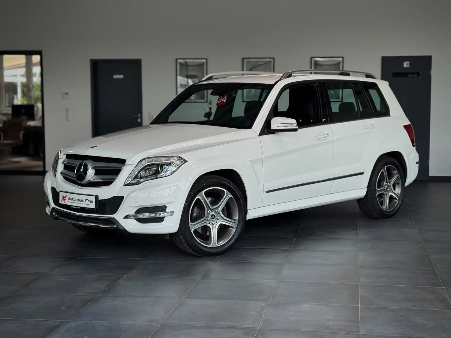 Mercedes-Benz GLK 200 Sport *AHK*Bi-Xenon*2.Hand*Unfallfrei* Weiß - 2