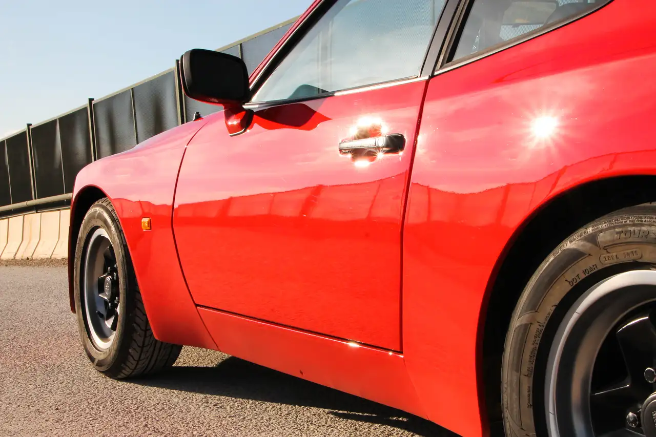 Porsche 944 2.5, foto 3