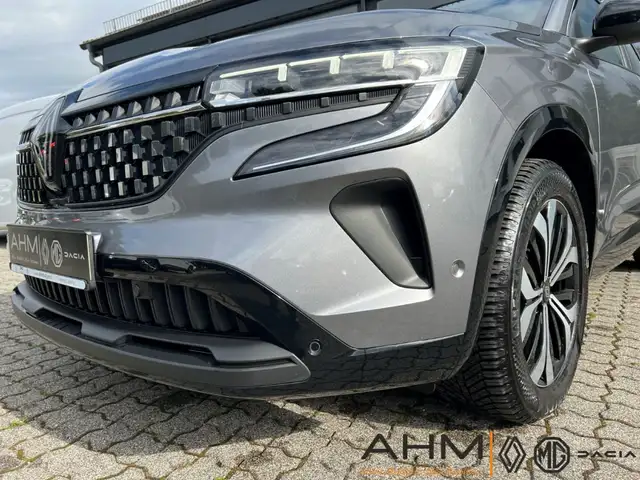 Renault Austral view 7