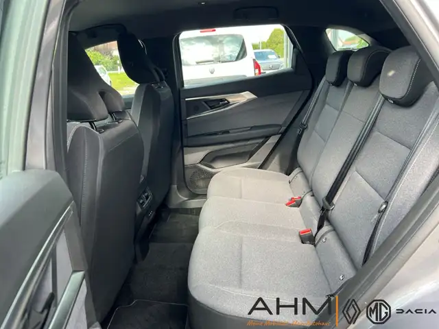 Renault Austral view 12