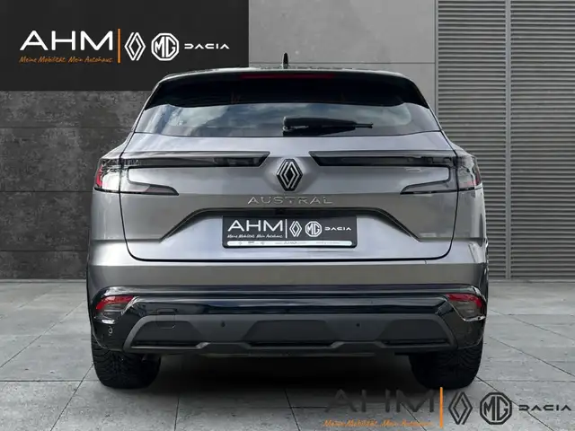 Renault Austral view 4