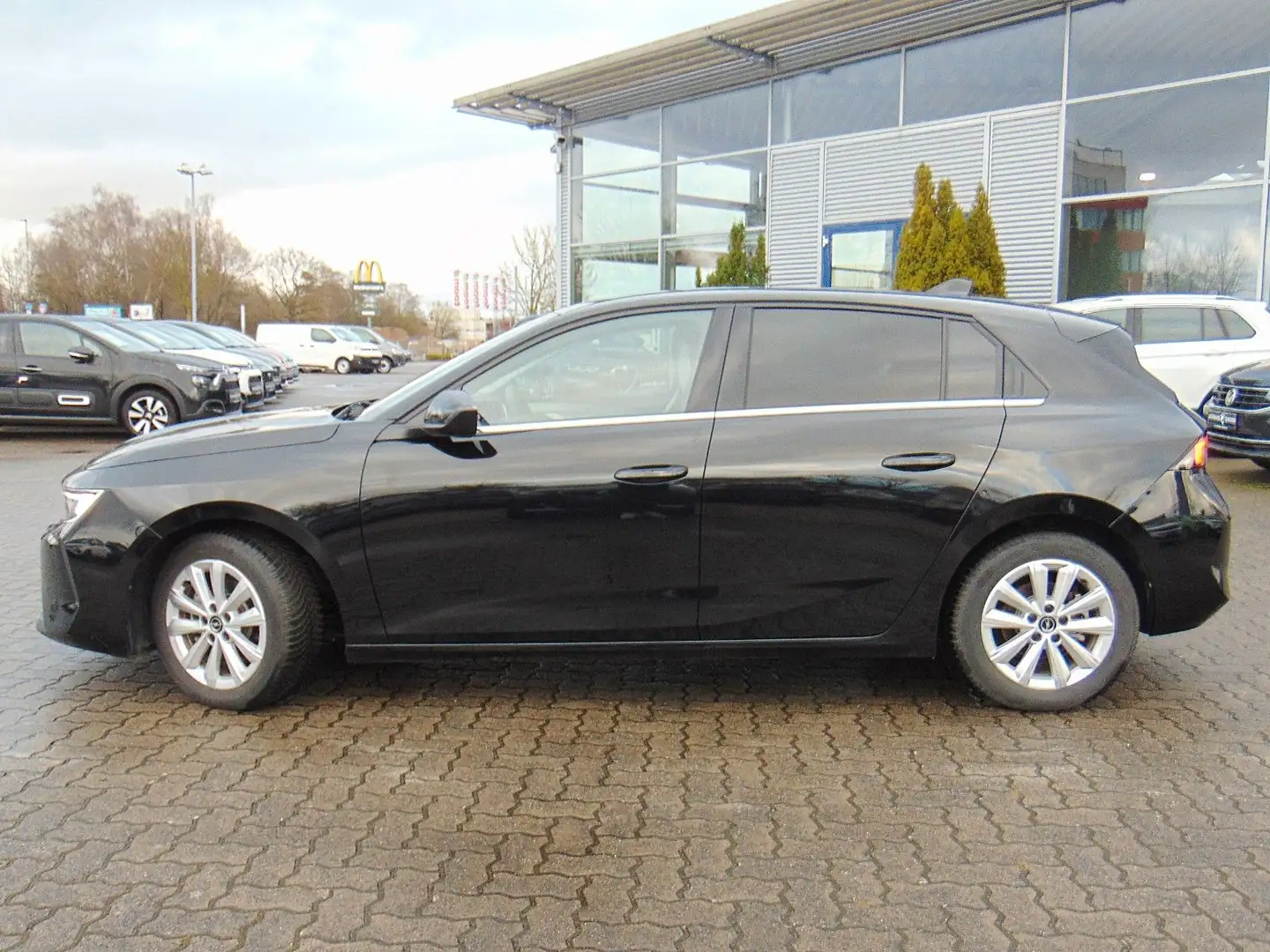 Opel Astra L 1.2 Turbo Elegance - Kamera - Sitzhzg - Schwarz - 2