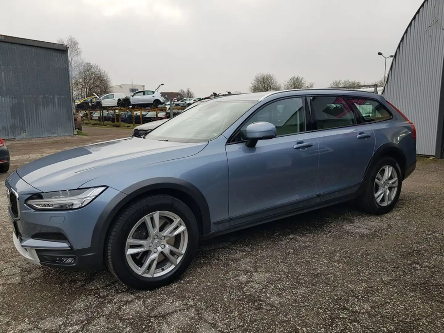 Volvo V90 Cross Country Cross Country D4  AWD // LED / Leder / Navi // Albastru - 2