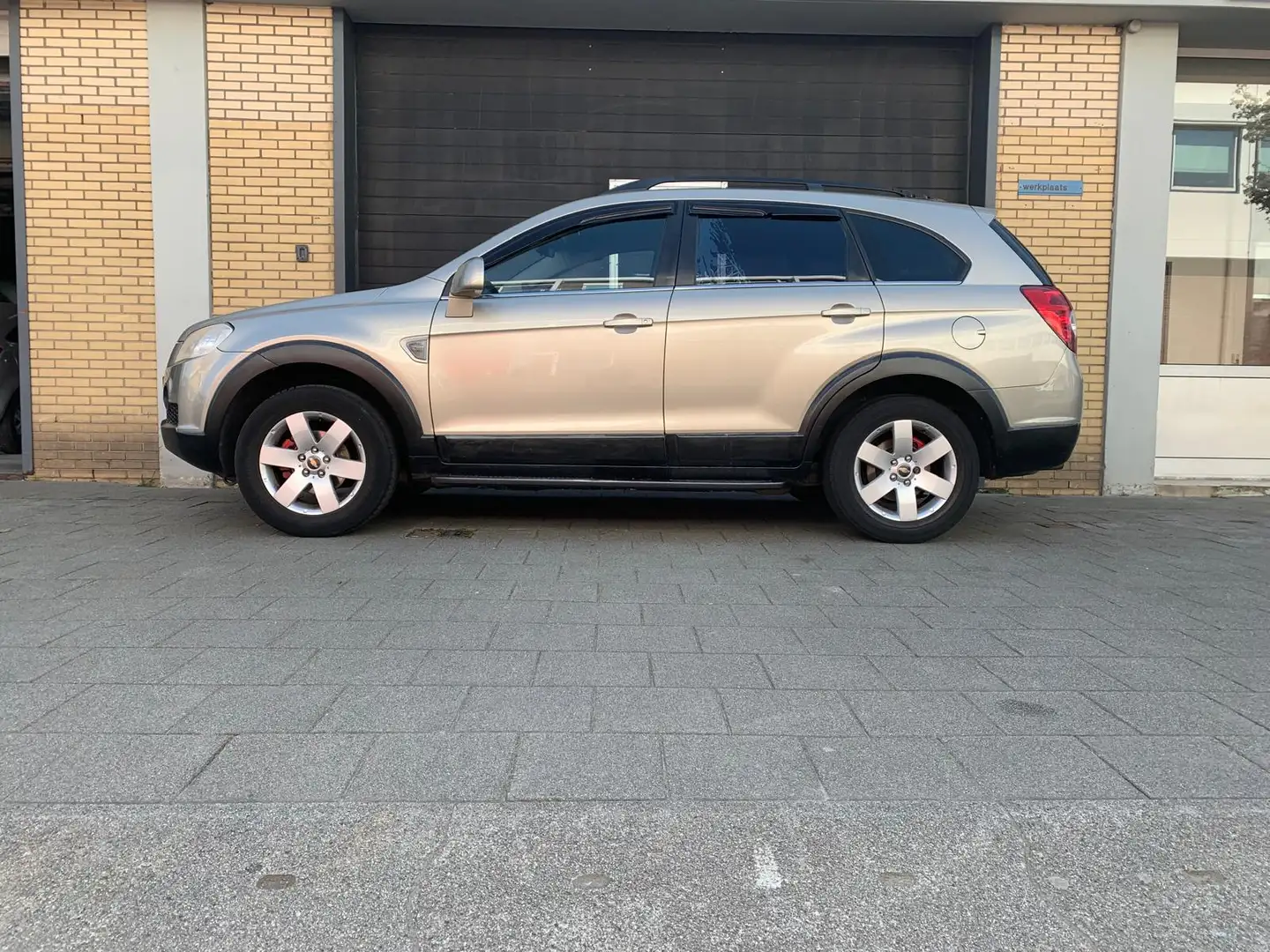 Chevrolet Captiva 2.4i Class Bej - 1