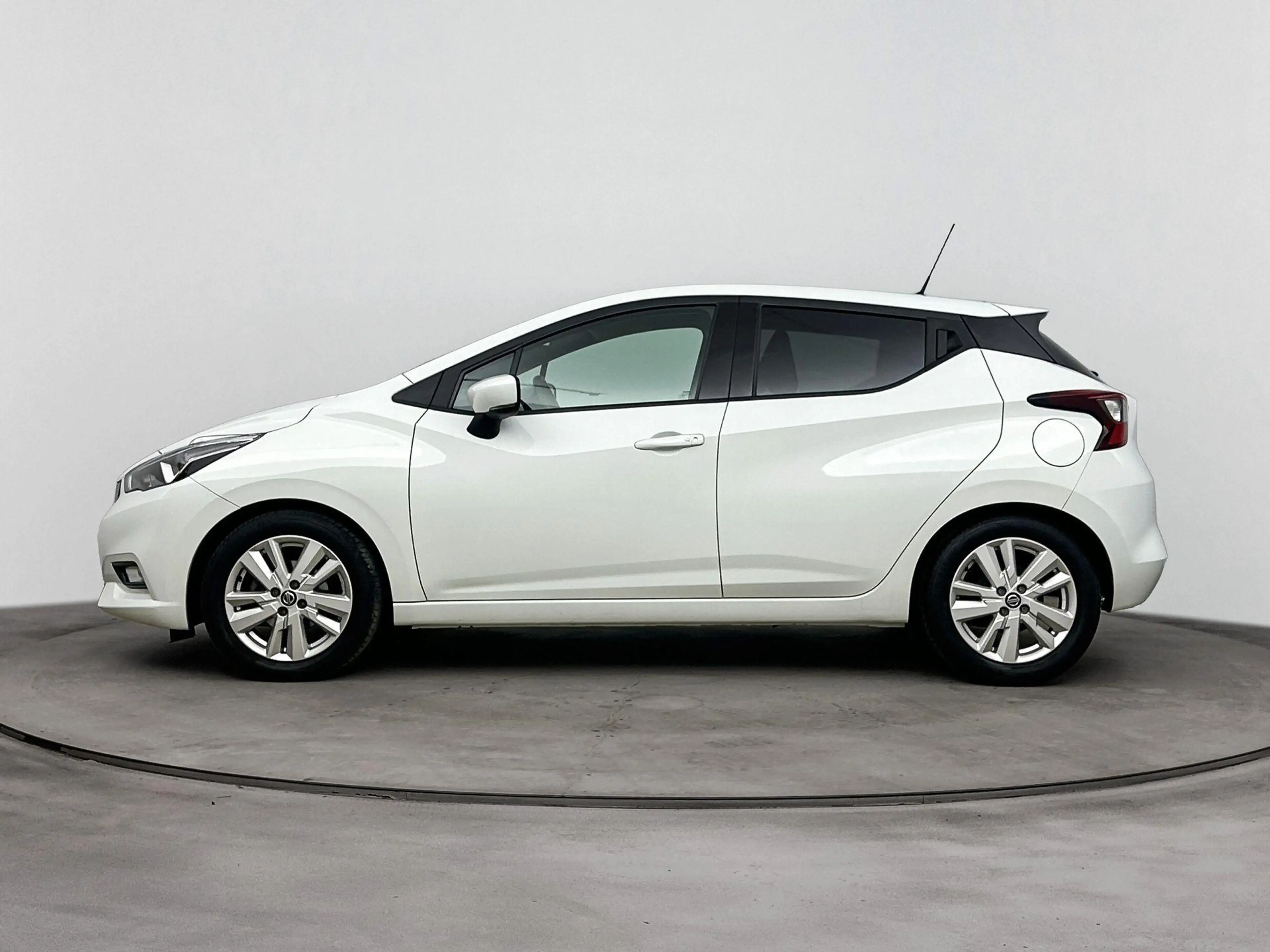 Nissan Micra 1.0 IG-T Tekna | Trekhaak | Cruise | Camera | Navi — photo 3