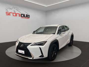UX 300h 2.0 Urban 2wd cvt